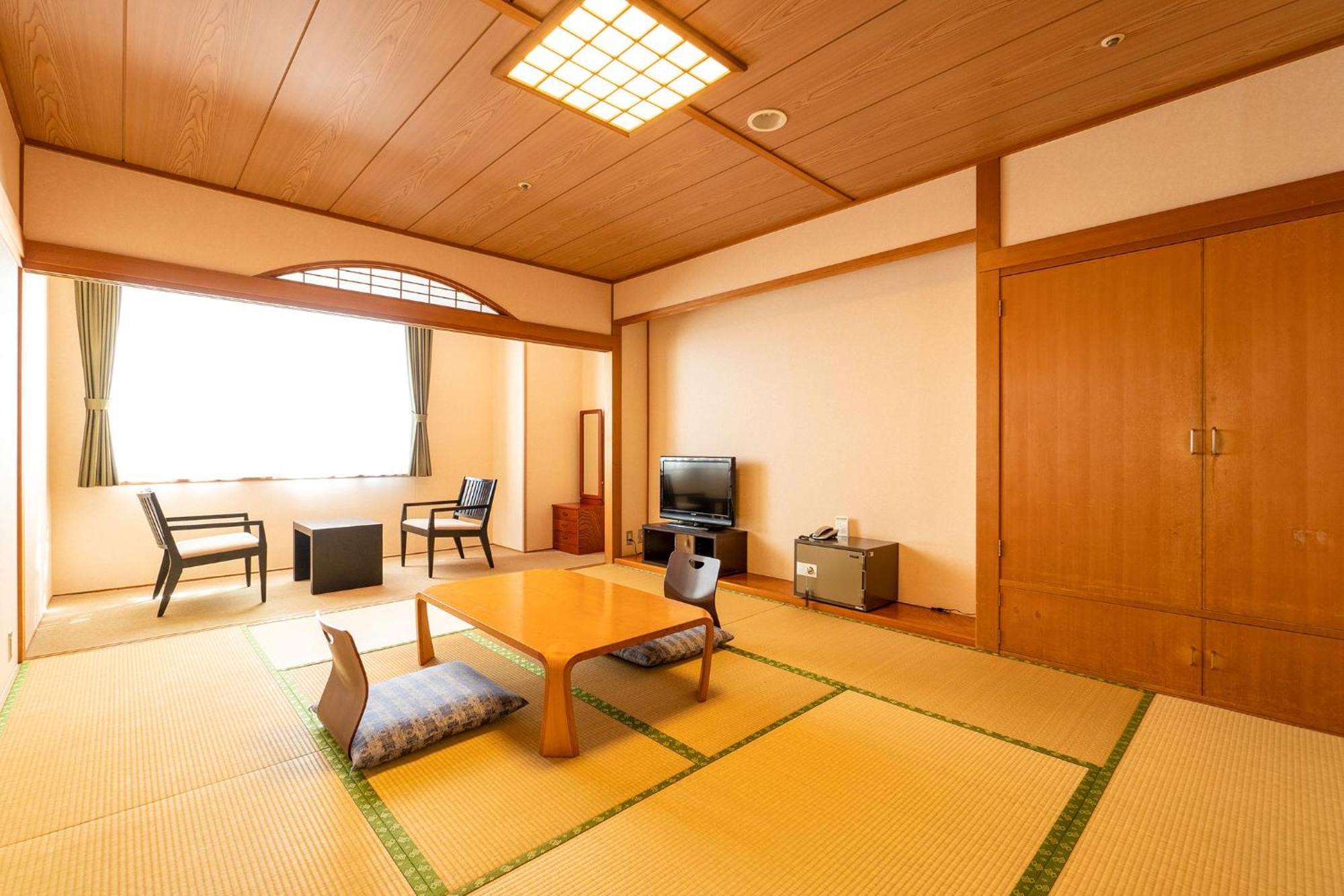 Ooedo Onsen Monogatari Aizu Hotel Exterior foto